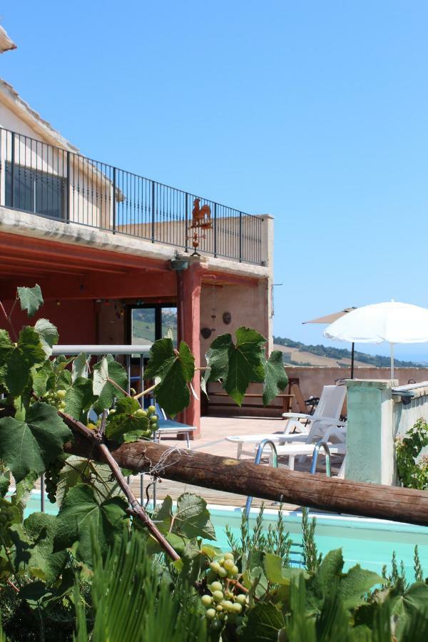 Il Piccolo Carro Apartments Monterubbiano Exterior photo
